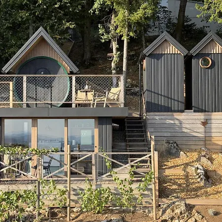 Glamping In A Wine Barrel - With A View Of Lublaň
