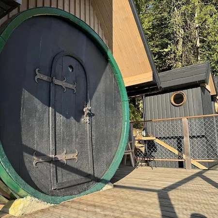 Glamping In A Wine Barrel - With A View Of Apartmán
