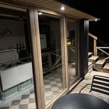 Apartmán Glamping In A Wine Barrel - With A View Of *