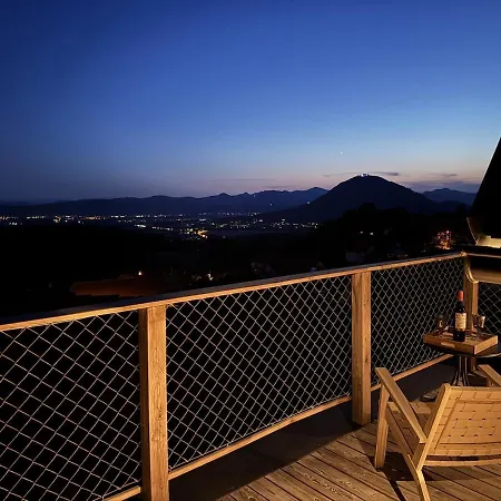 Apartmán Glamping In A Wine Barrel - With A View Of *