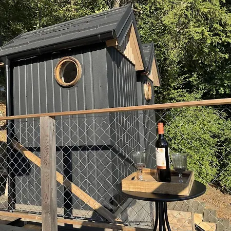 Glamping In A Wine Barrel - With A View Of * Lublaň