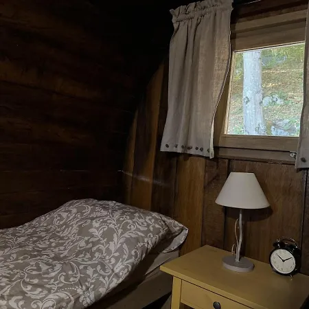 Glamping In A Wine Barrel - With A View Of Apartmán Lublaň