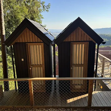 Apartmán Glamping In A Wine Barrel - With A View Of Lublaň