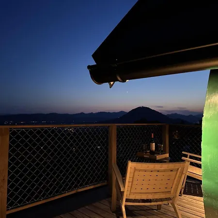 Glamping In A Wine Barrel - With A View Of Apartmán *